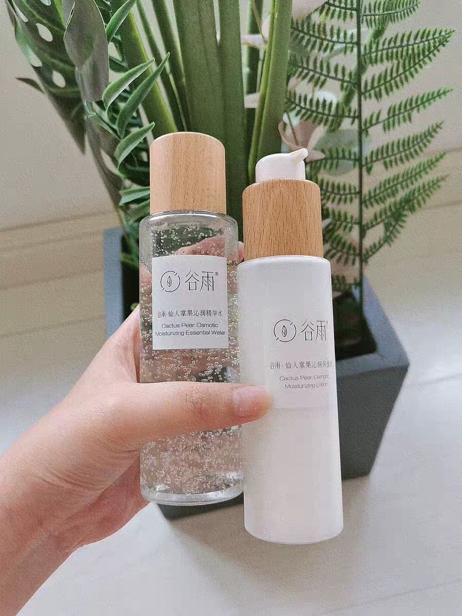 适合油皮混油皮的水乳推荐