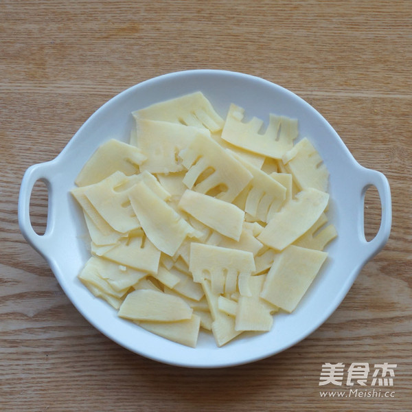 清蒸鸡条冬笋