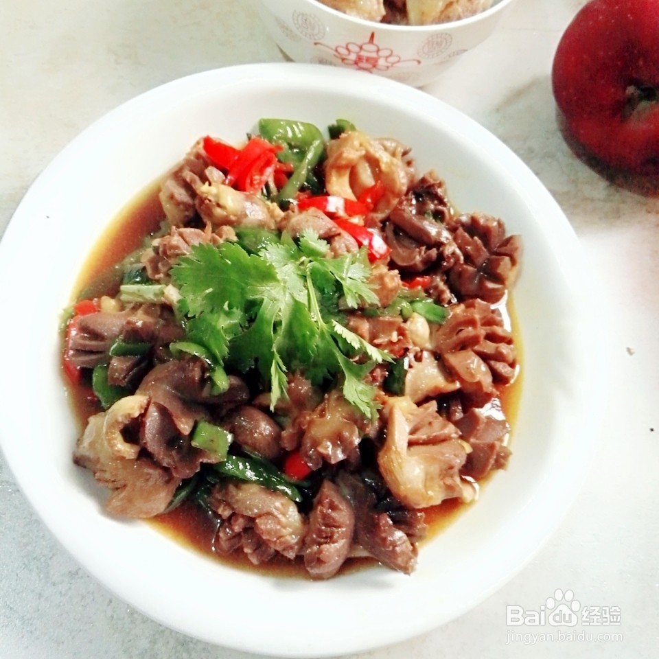 鸡肫炒辣椒的做法