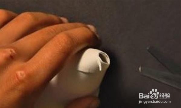 幼儿园手工小制作 教你自制简易的喇叭玩具