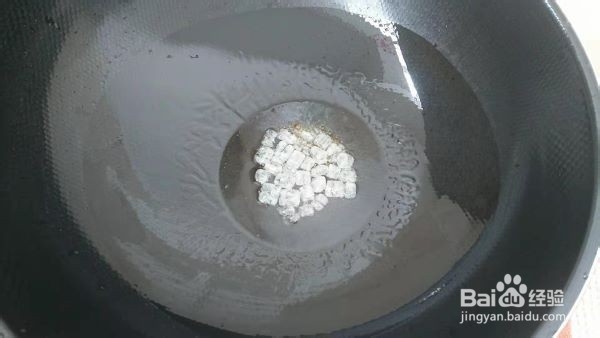 贴秋膘 鹌鹑蛋红烧肉