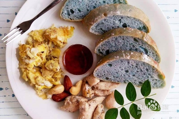 私房食谱:蝶豆花欧包