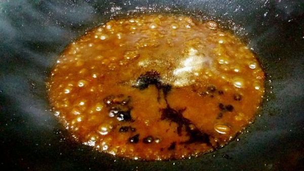 酱酱葱白过油鸭