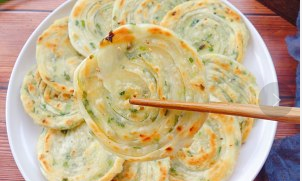 怎样做葱油饼