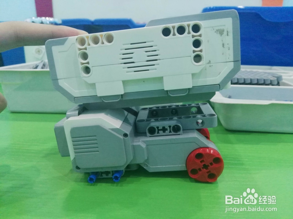 乐高--三光感循线