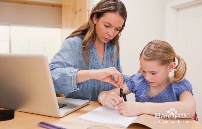 如何教孩子认识数学中的角