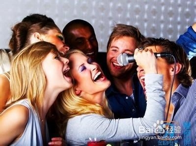 怎么自学唱好beyond的海阔天空