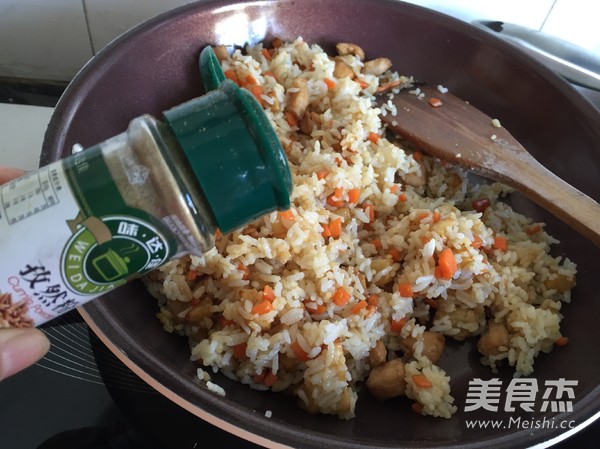 土豆鸡丁炒饭