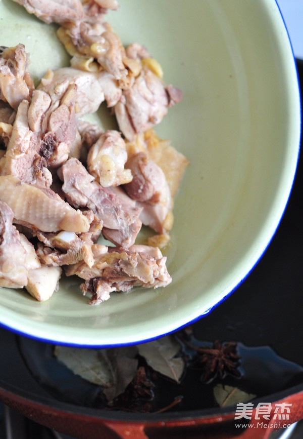 土豆蕃茄焖鸡块