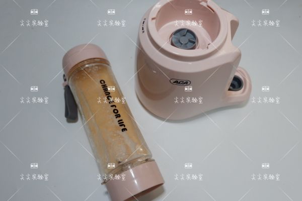 蜜瓜椰果粒冰棍