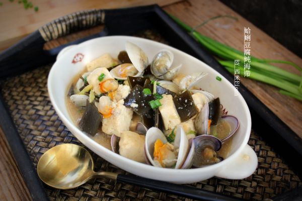 蛤蜊豆腐炖海带