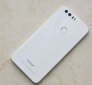 华为手机的背面为什么会有两个摄像头？有什么作用呢