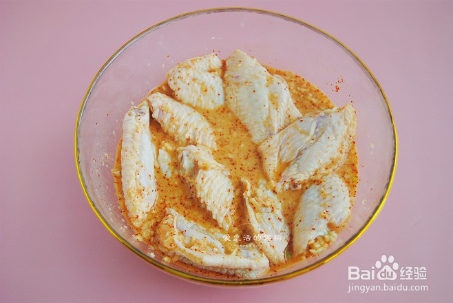 美味的蒜香烤翅