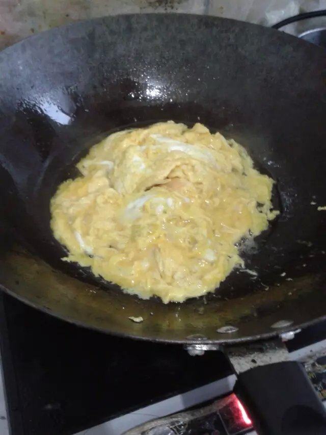 简单的青椒炒鸡蛋，我来教你怎么做！