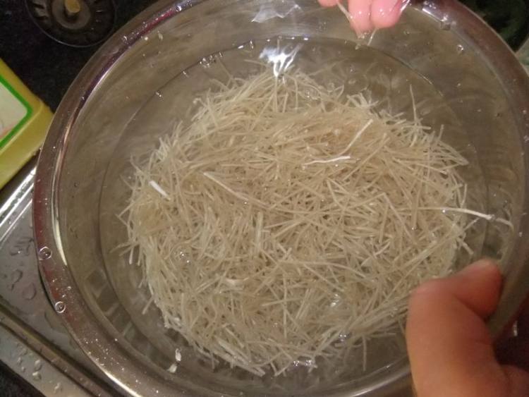 美味而又营养的白菜炖粉条，你会做吗