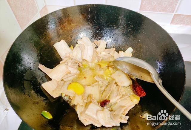 家庭自制铁锅炖五花肉