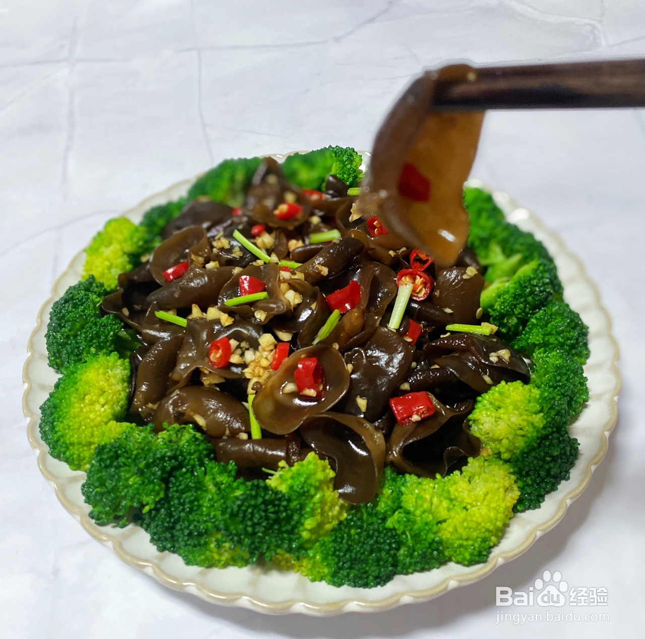 凉拌木耳的做法