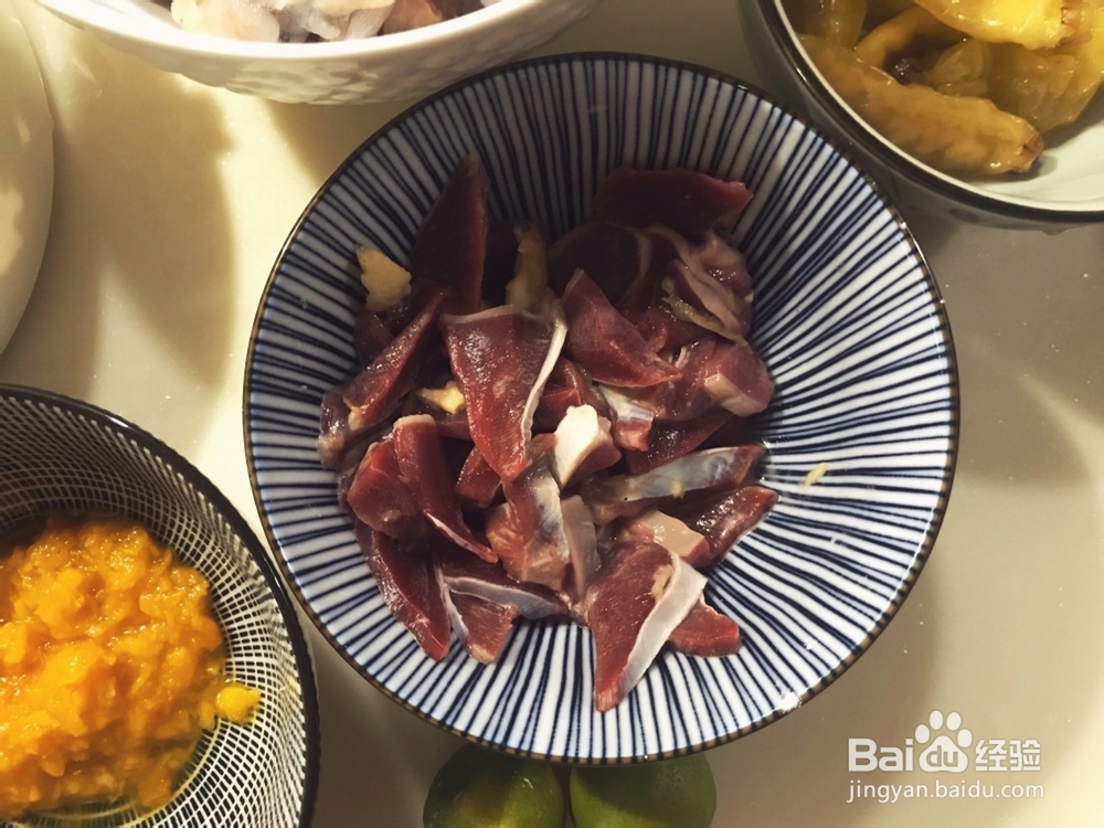 不能拒绝的酸辣神菜泡椒田鸡