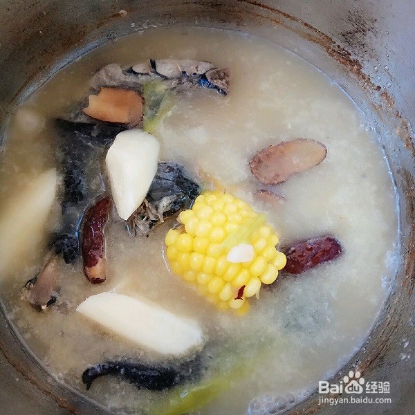 山药玉米乌鸡汤