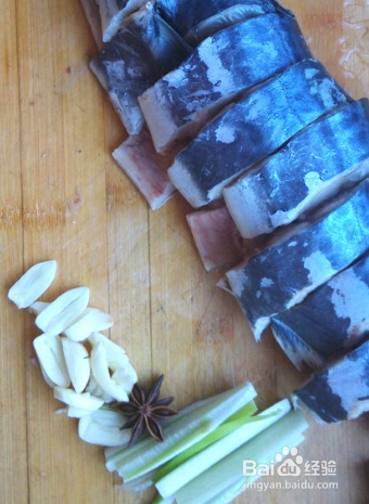 山东炖咸鲅鱼的做法