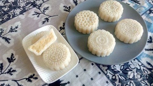 冰皮绿豆馅月饼