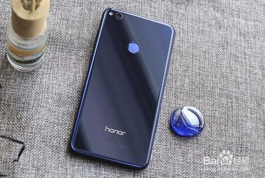 最值得购买的四款千元机 荣耀8青春版领衔