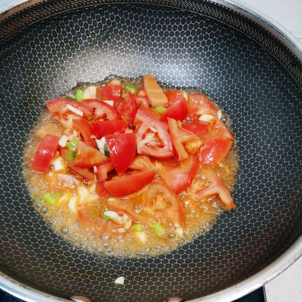 番茄浓汤螺蛳粉