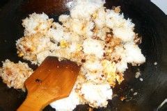 豆瓣酱蛋炒饭