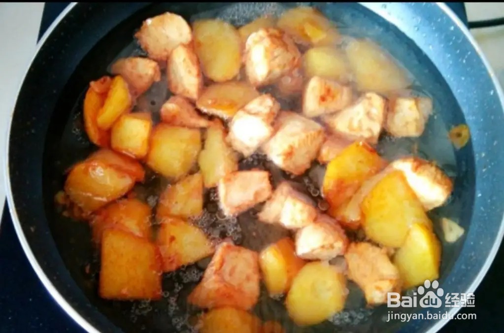 鸡肉炖土豆怎么做？