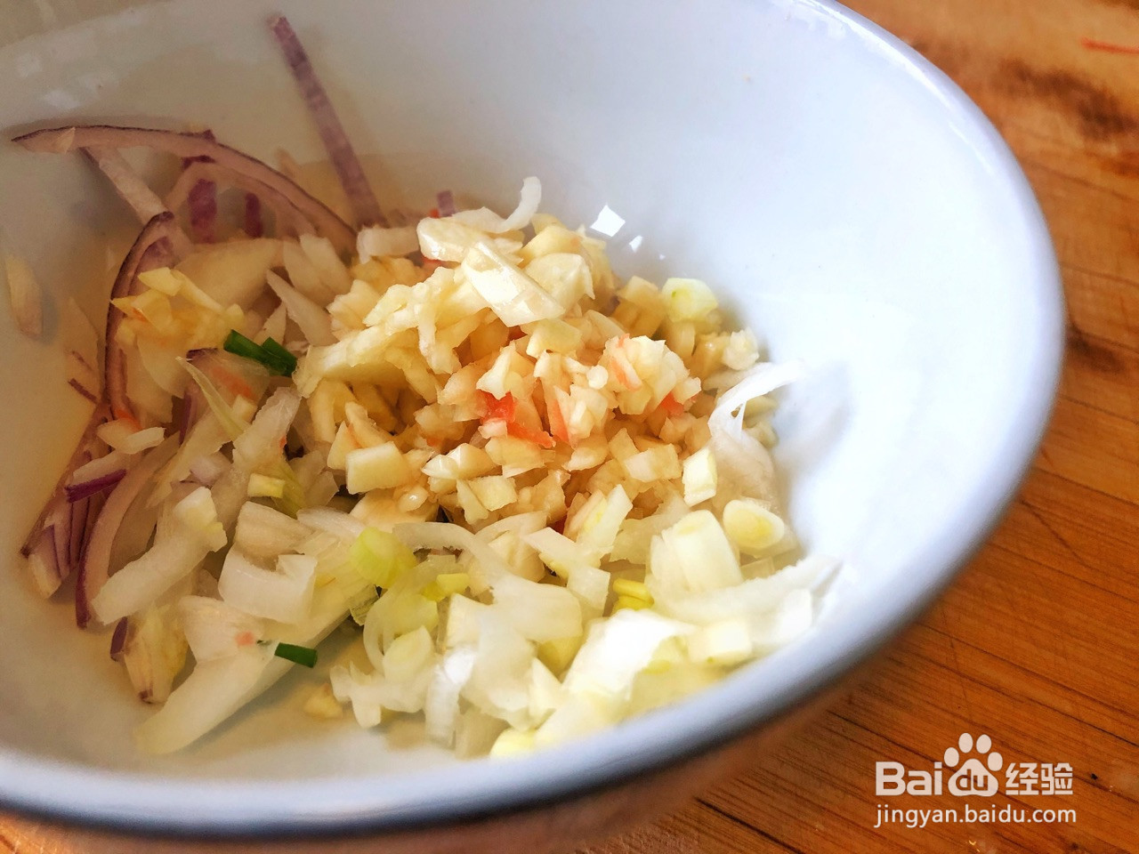 香辣牛肉河粉的做法