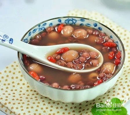 三种女人暖宫食物，让姨妈轻松