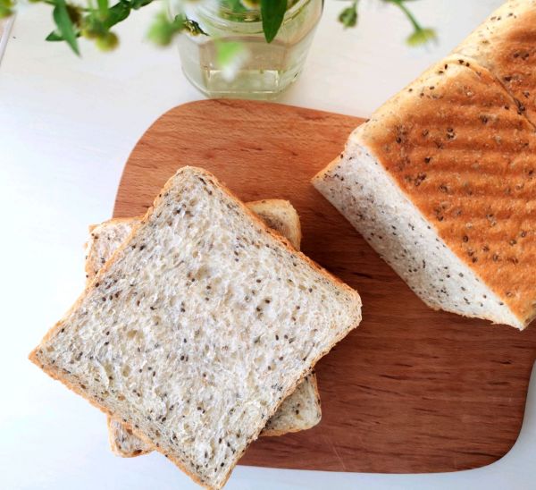 全麦奇亚籽吐司