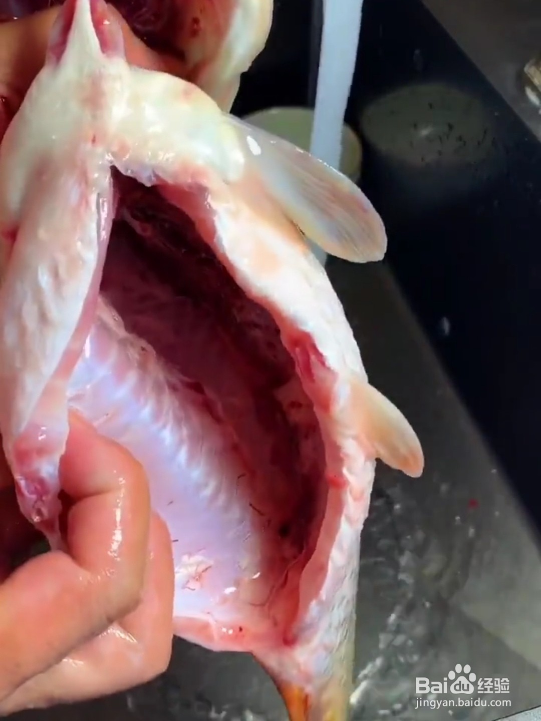 香辣红烧鲤鱼的做法