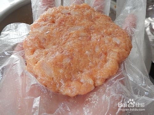 自制香喷喷的洋葱烤肉饼