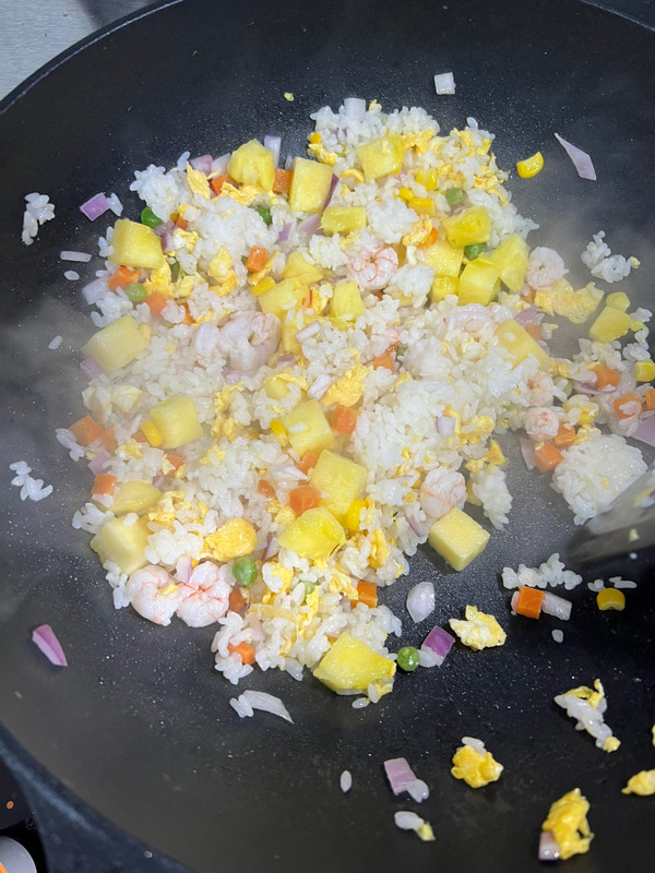 泰式菠萝咖喱饭