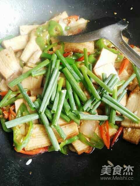 小炒豆干的做法