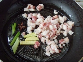冬笋枸杞肉丝