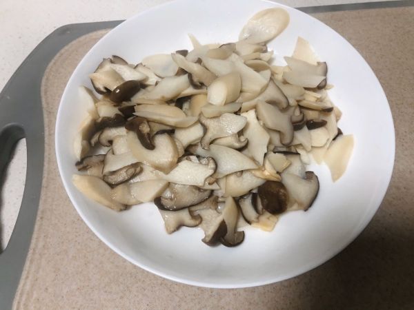 黑椒牛肉杏鲍菇