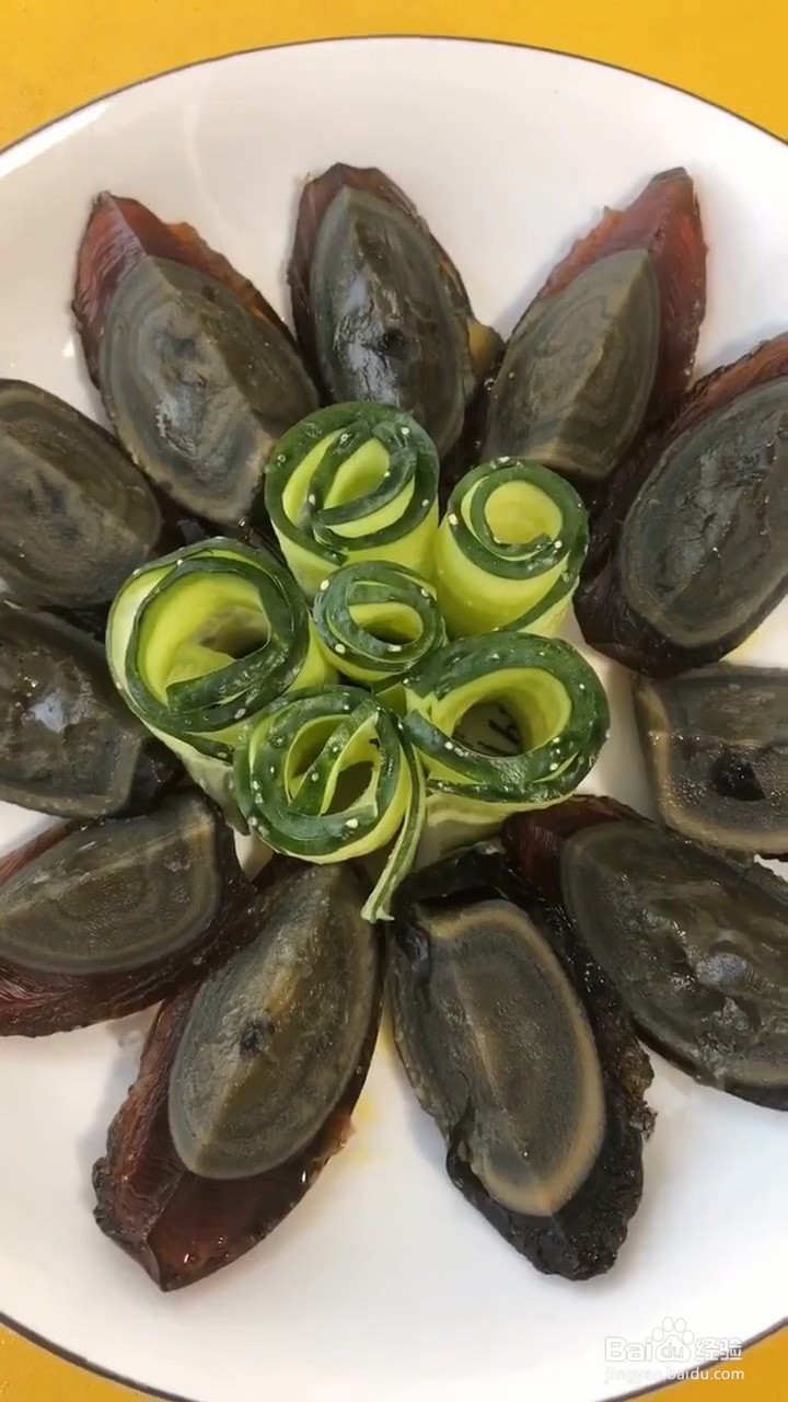 怎样在家正确自制味美的酱汁松花蛋