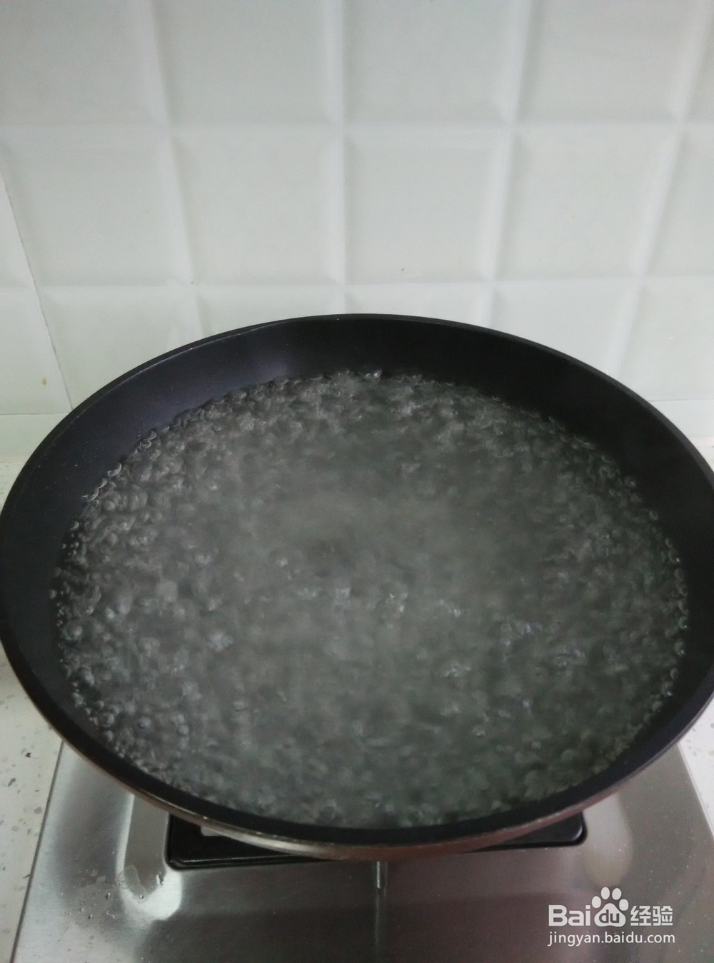 手擀面的制作方法（4--5个人的量）