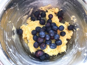 蓝莓爆浆曲奇的做法