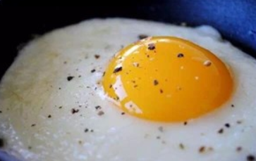 荷花煎鸡蛋的做法