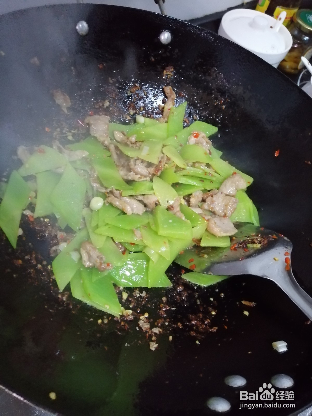 美味的莴笋炒肉怎么做
