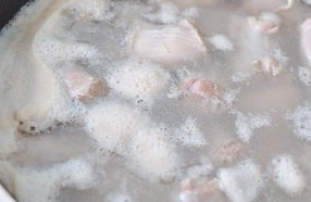 如何制作好吃的川味菜—麻辣鸭脖