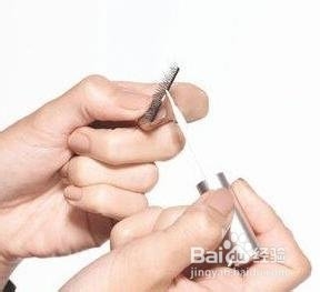 内双怎么贴假睫毛
