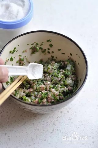 鲜嫩爽滑:鲜虾肉馄饨