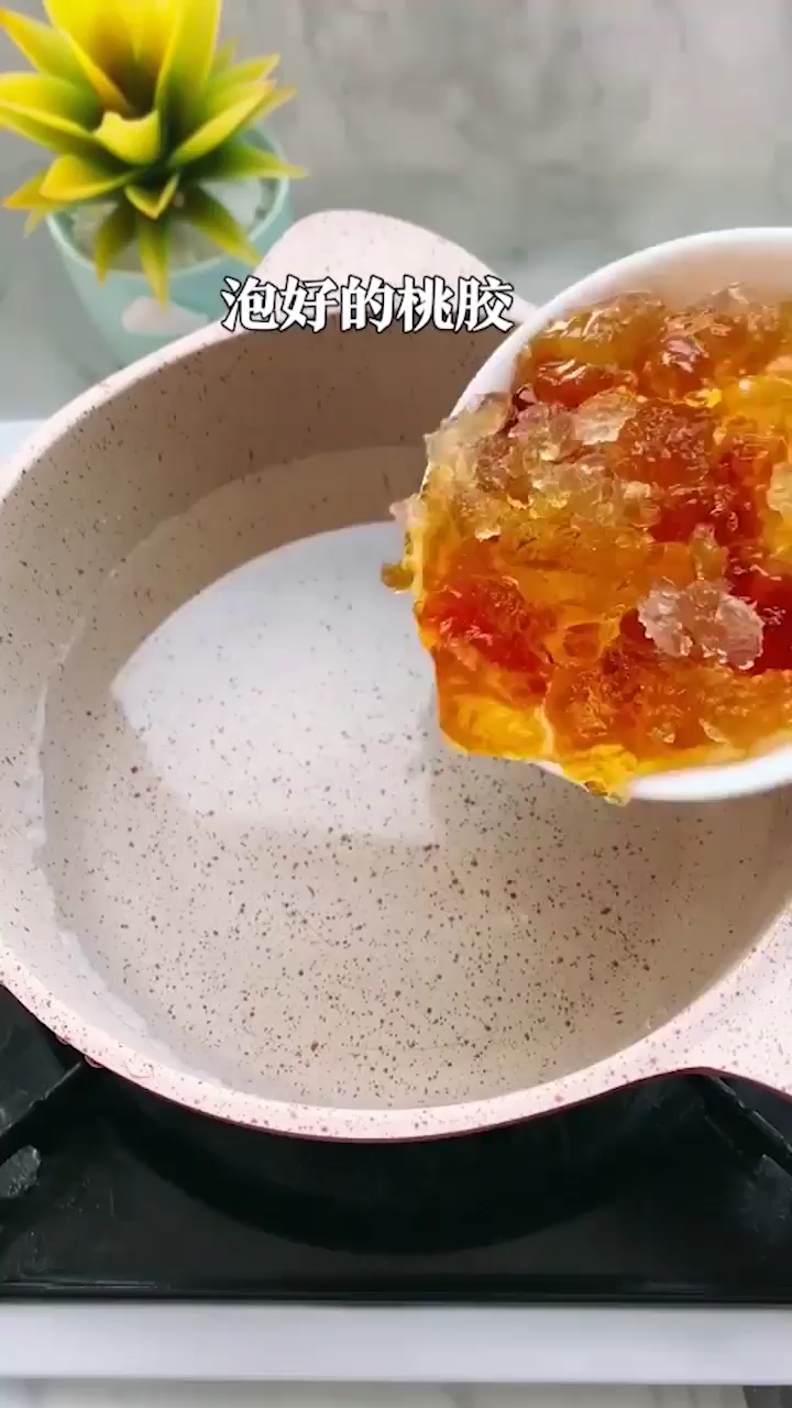 雪燕桃胶汤怎么做