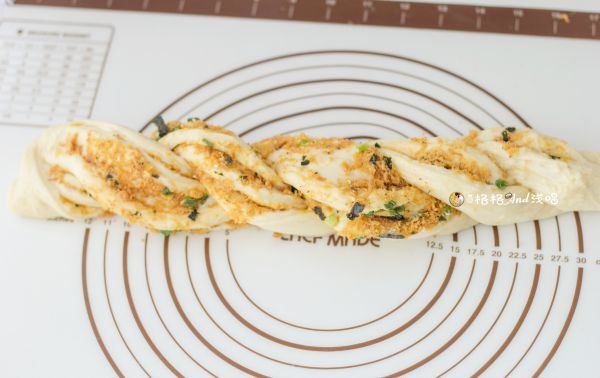 葱香海苔肉松包