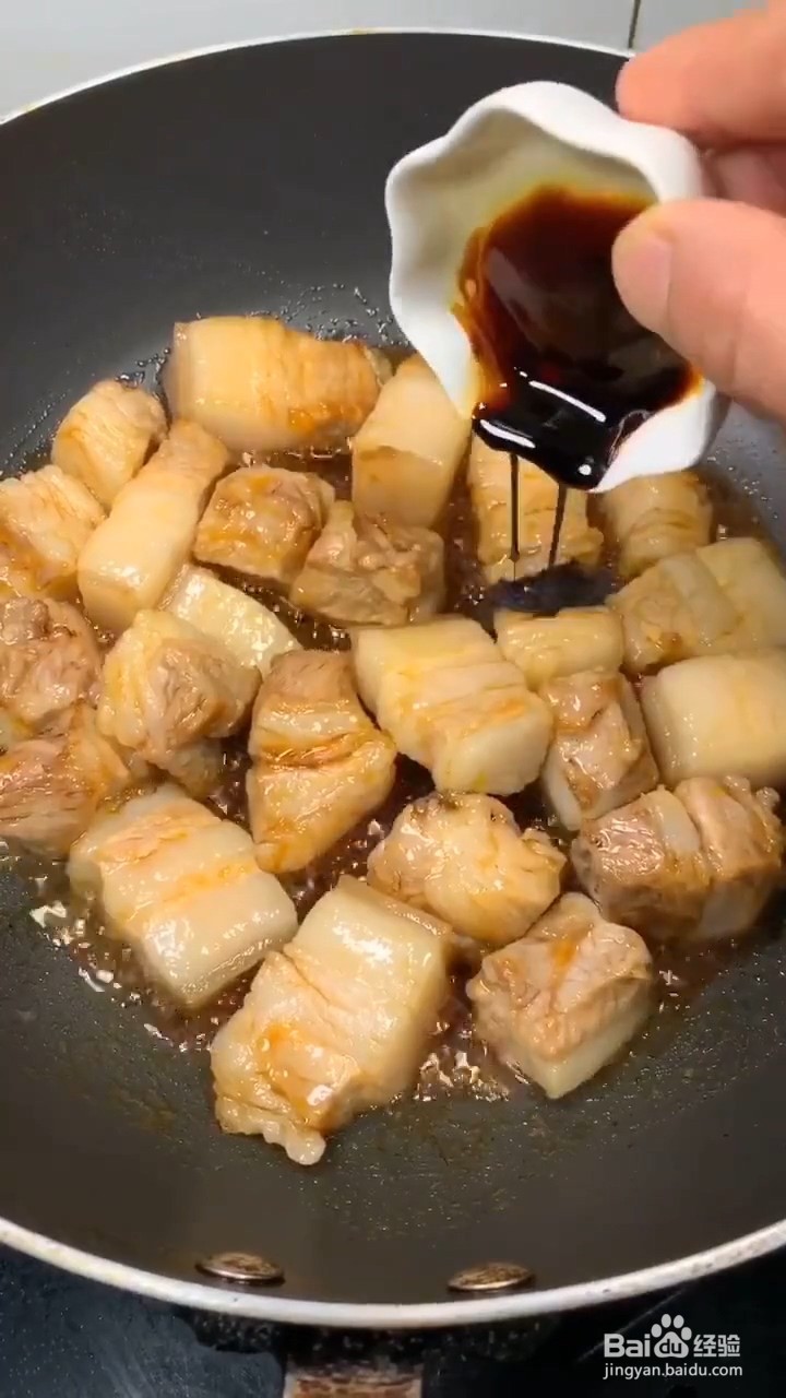 如何在家弄美味好吃的红烧五花肉鹌鹑蛋
