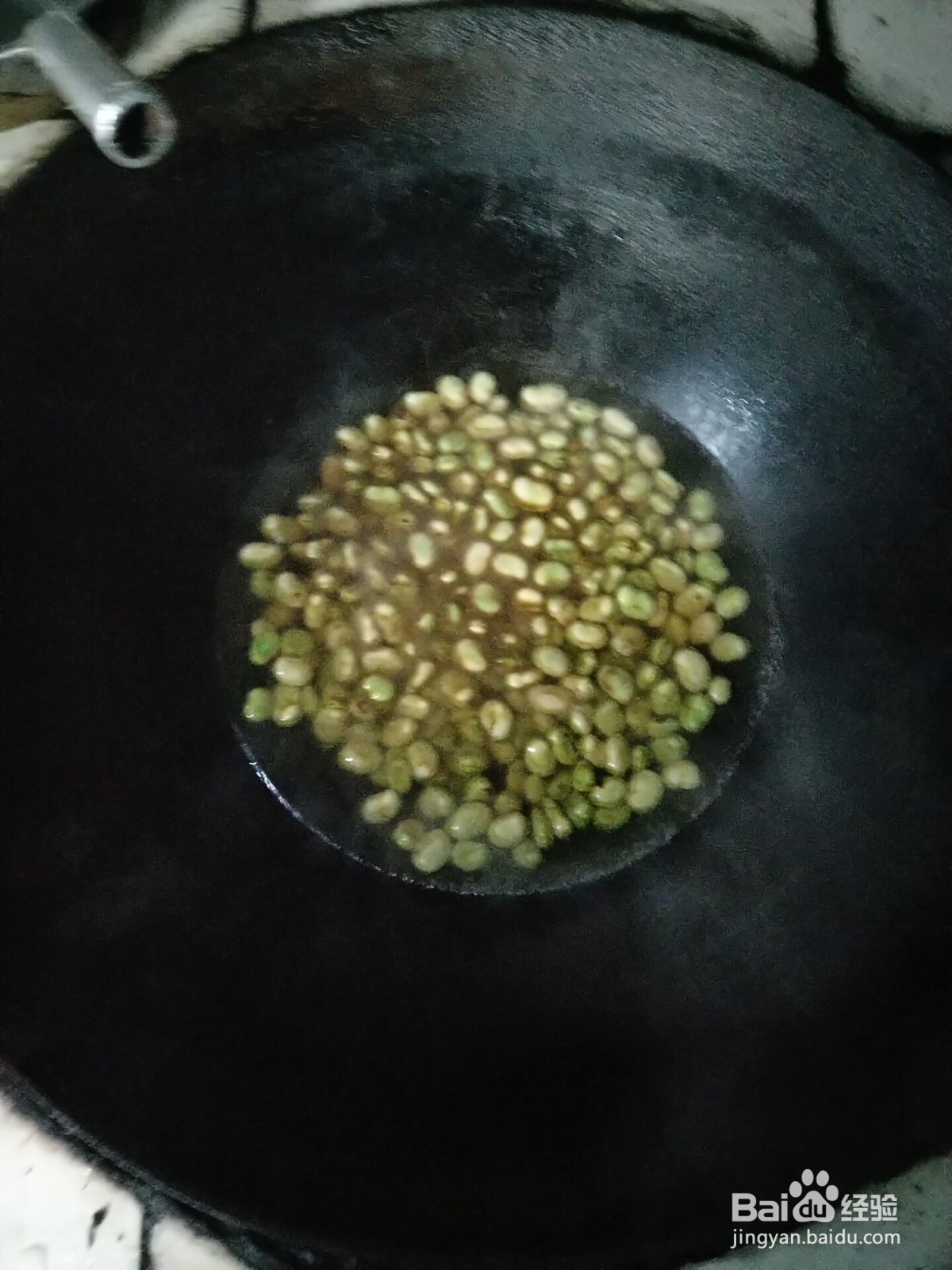 家常柴火烧胡豆
